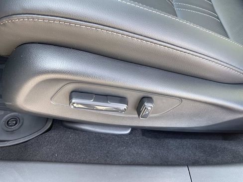 New 2026 Honda HR-V EX-L image 15