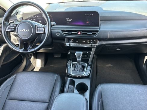 Certified 2025 Kia Seltos EX FWD image 13