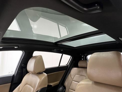 Used 2021 Kia Sportage SX image 14