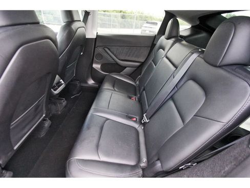 Used 2023 Tesla Model Y Long Range AWD/4WD image 15