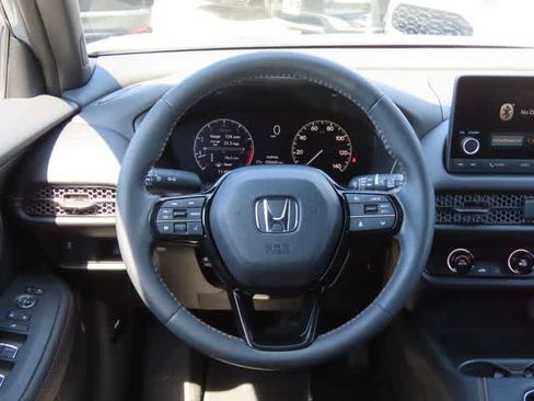 Used 2024 Honda HR-V Sport image 19