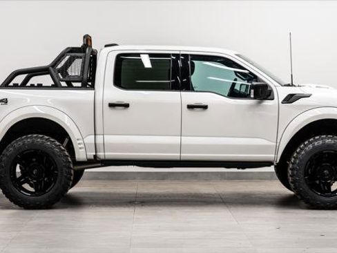 Used 2024 Ford F150 Lariat w/ FX4 Off-Road Package image 6