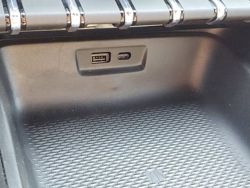 Certified 2025 GMC Terrain Elevation FWD image 29