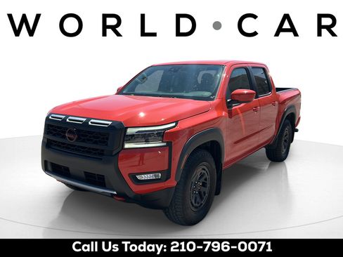 Used 2025 Nissan Frontier Pro-X RWD image 3