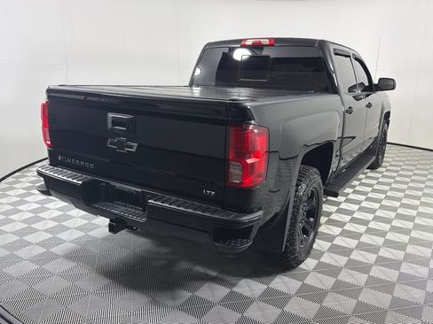 Used 2017 Chevrolet Silverado 1500 LTZ Z71 w/ LTZ Plus Package AWD/4WD image 5