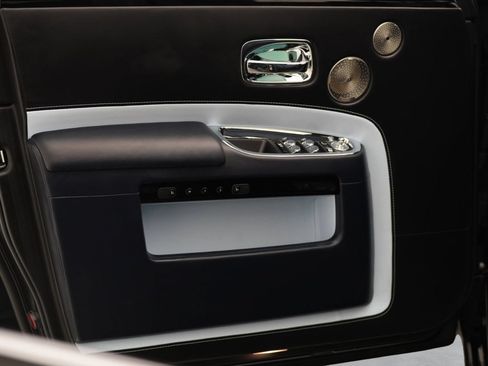 Certified 2020 Rolls-Royce Ghost RWD image 13