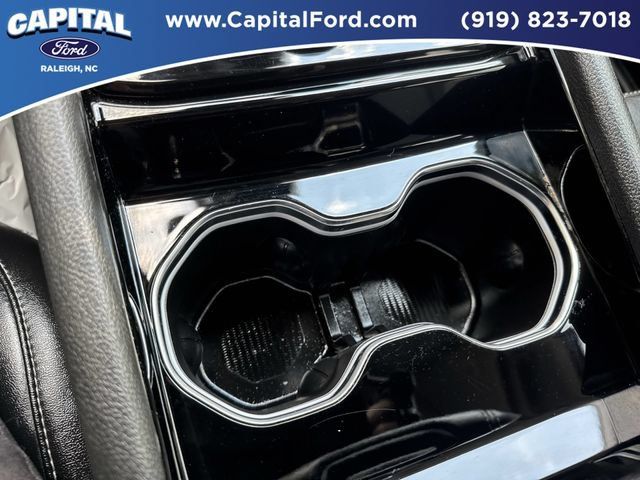 Used 2022 Jeep Grand Cherokee Limited w/ MOPAR Finishing Package AWD/4WD image 32