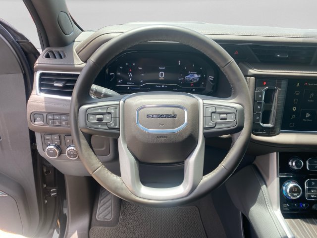 Used 2024 GMC Yukon XL Denali AWD/4WD image 21