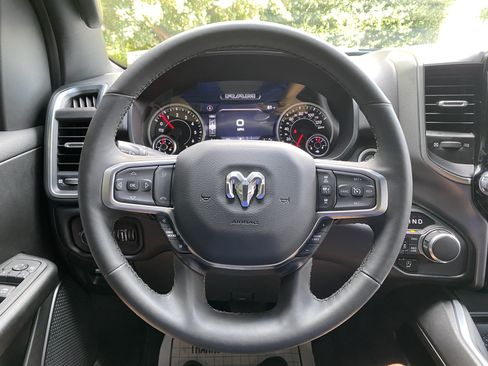 Used 2025 RAM 1500 Big Horn AWD/4WD image 18