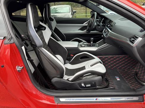 Used 2021 BMW M4 Coupe w/ Executive Package image 33