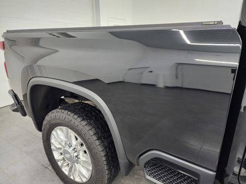 Used 2021 Chevrolet Silverado 2500 High Country w/ Z71 Off-Road Package image 27