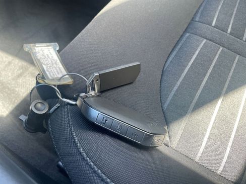 Used 2025 Kia K5 LXS image 21