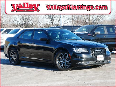 Used 2017 Chrysler 300 S w/ 300S Premium Group image 1