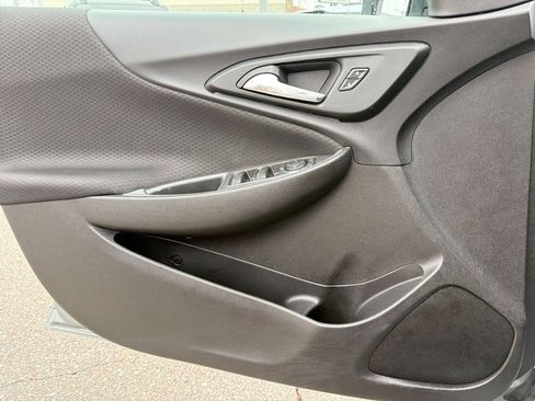 Used 2023 Chevrolet Malibu LT FWD image 32