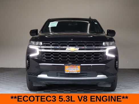 Used 2024 Chevrolet Suburban LS w/ Driver Alert Package RWD image 4