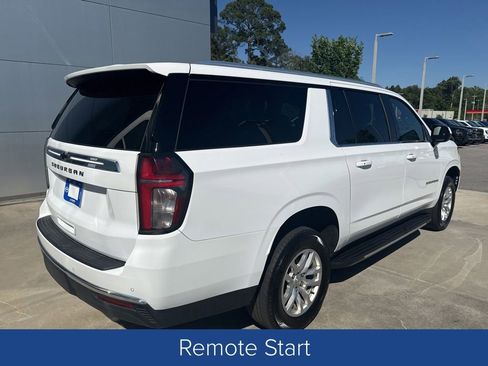 Used 2023 Chevrolet Suburban LS RWD image 7