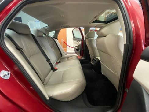 Used 2022 Honda Accord Touring image 12
