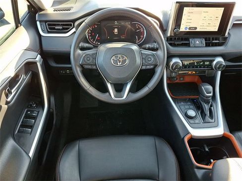 Used 2024 Toyota RAV4 Adventure image 12