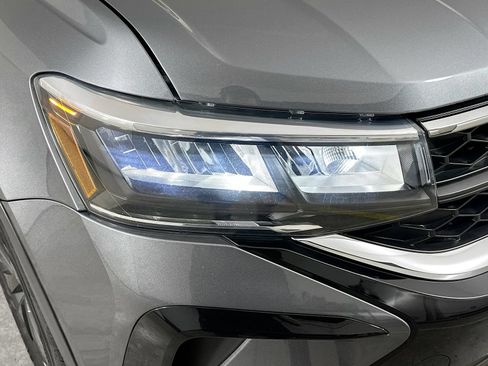 Certified 2023 Volkswagen Taos S FWD image 10