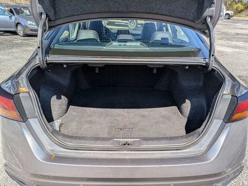 Used 2024 Nissan Altima 2.5 SR FWD image 26