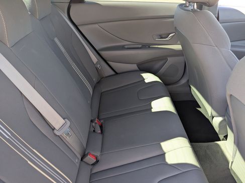 Certified 2023 Hyundai Elantra SEL image 23