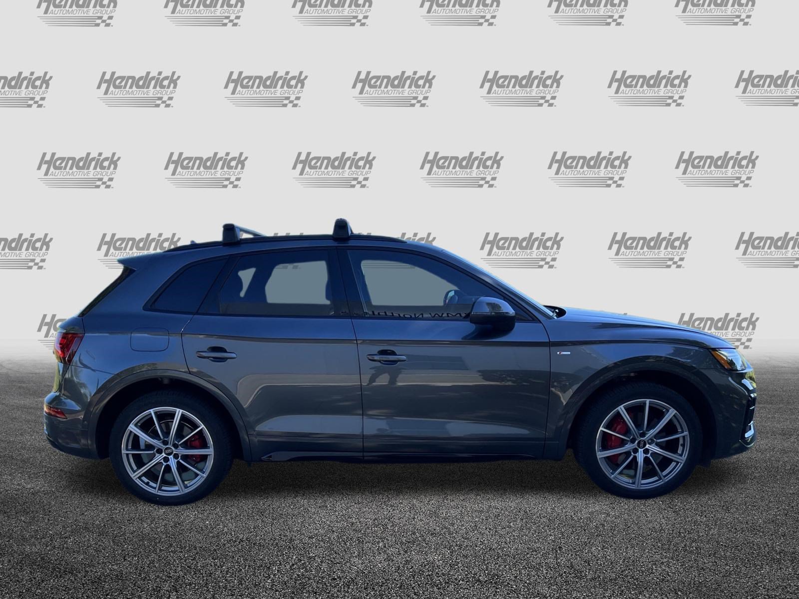 Used 2024 Audi Q5 e Prestige AWD/4WD image 10