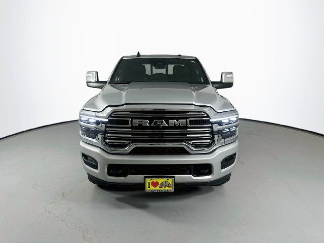 Used 2026 RAM 2500 Laramie AWD/4WD image 4
