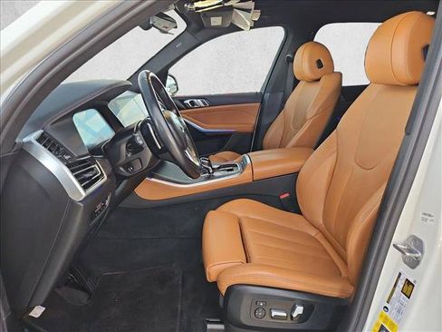 Used 2022 BMW X5 sDrive40i w/ Premium Package image 17