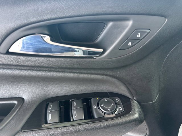 Used 2022 Chevrolet Equinox Premier AWD/4WD image 28