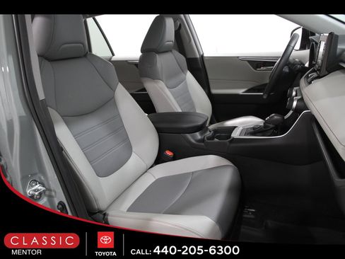 Certified 2021 Toyota RAV4 XLE Premium image 17