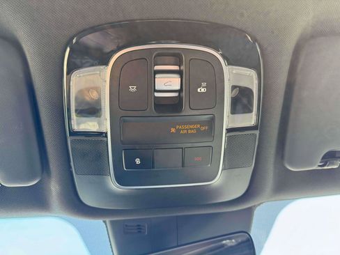 Certified 2022 Hyundai Santa Cruz SEL Premium image 30