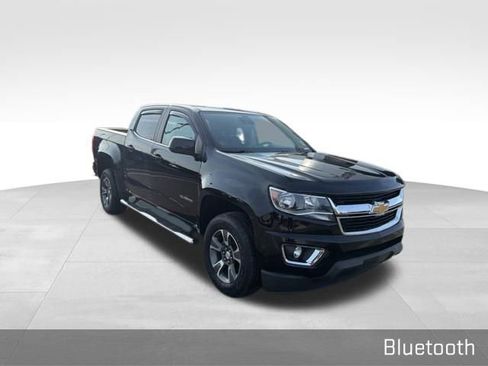 Used 2019 Chevrolet Colorado LT w/ LT Convenience Package image 2