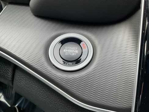 New 2025 Jeep Grand Cherokee L Altitude image 19