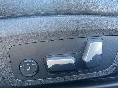 Certified 2024 BMW M440i Coupe image 12