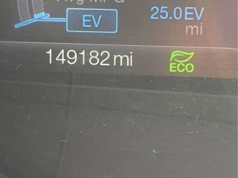 Used 2018 Ford Fusion SE FWD image 10