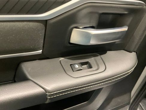 Used 2026 RAM 2500 Big Horn AWD/4WD image 10