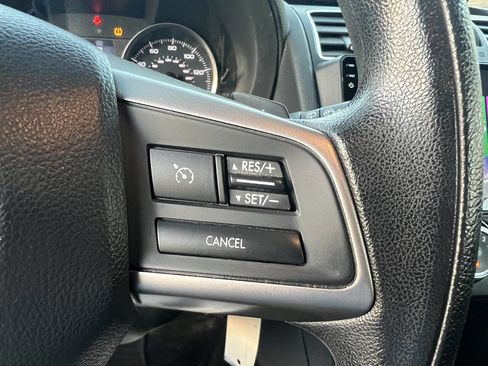 Used 2015 Subaru Crosstrek 2.0i Premium w/ Moonroof Package image 24