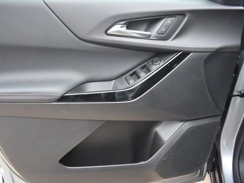 New 2026 Chevrolet Equinox LT image 11