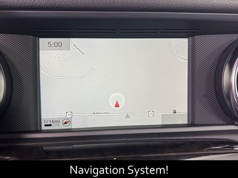 Used 2014 Mercedes-Benz SLK 250 image 6