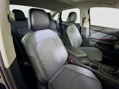New 2026 Volkswagen Jetta SEL FWD image 29