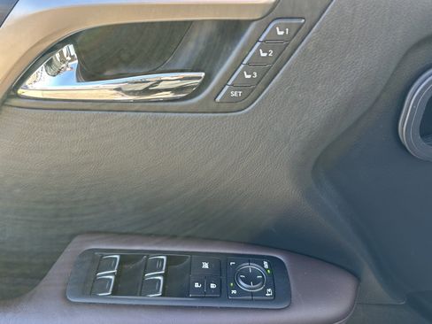 Used 2017 Lexus RX 350 350 Premium AWD w/ Premium Package image 15