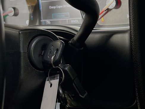 Used 2018 Chevrolet Silverado 1500 LT w/ All Star Edition image 23