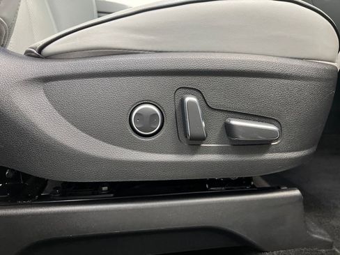 Used 2025 Hyundai Palisade SEL image 27