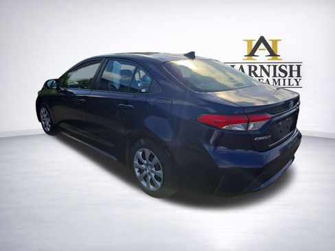 Used 2021 Toyota Corolla LE FWD image 5