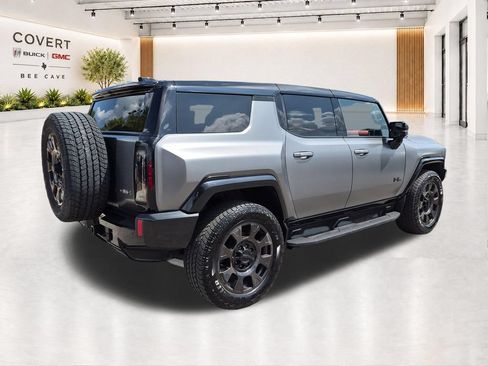 Used 2026 GMC Hummer EV 3X AWD/4WD image 11