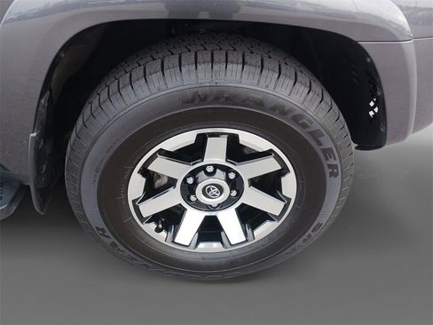 Used 2023 Toyota 4Runner TRD Off-Road Premium image 16