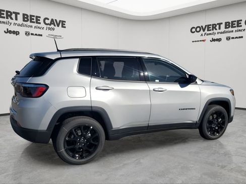 New 2026 Jeep Compass Latitude w/ Quick Order Package 29K image 10