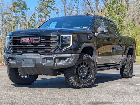 Used 2024 GMC Sierra 1500 AT4X w/ AT4X AEV Edition image 4