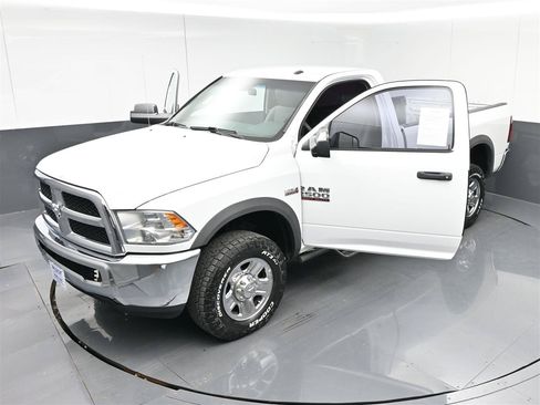 Used 2017 RAM 2500 Tradesman w/ Chrome Appearance Group AWD/4WD image 38