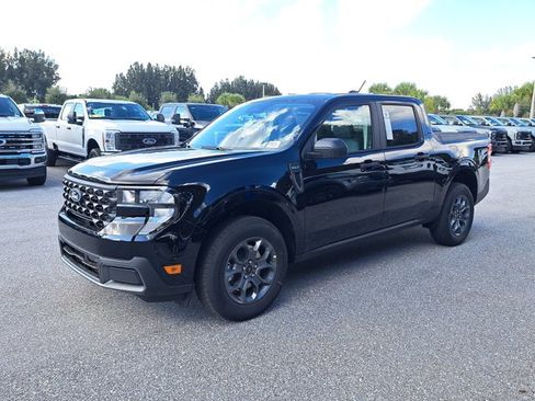 New 2025 Ford Maverick XLT image 4